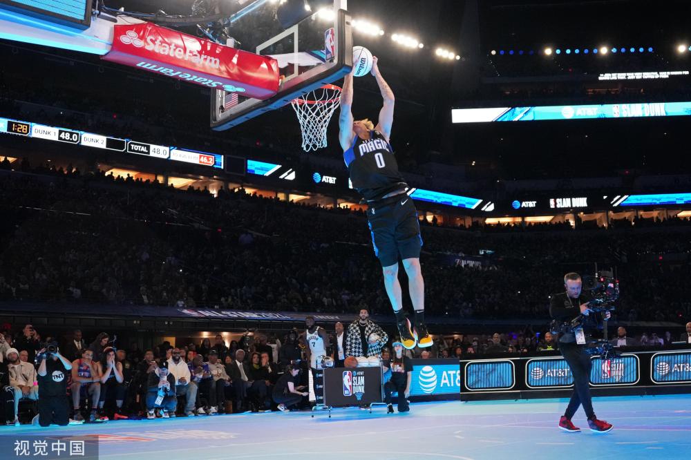 但他对球队 但他对球队