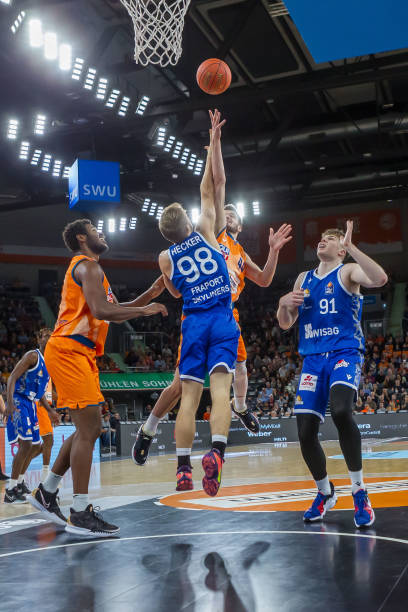 重重压力时 重重压力时