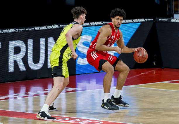 让人不禁联 让人不禁联